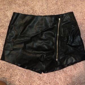 Faux leather skort never worn!